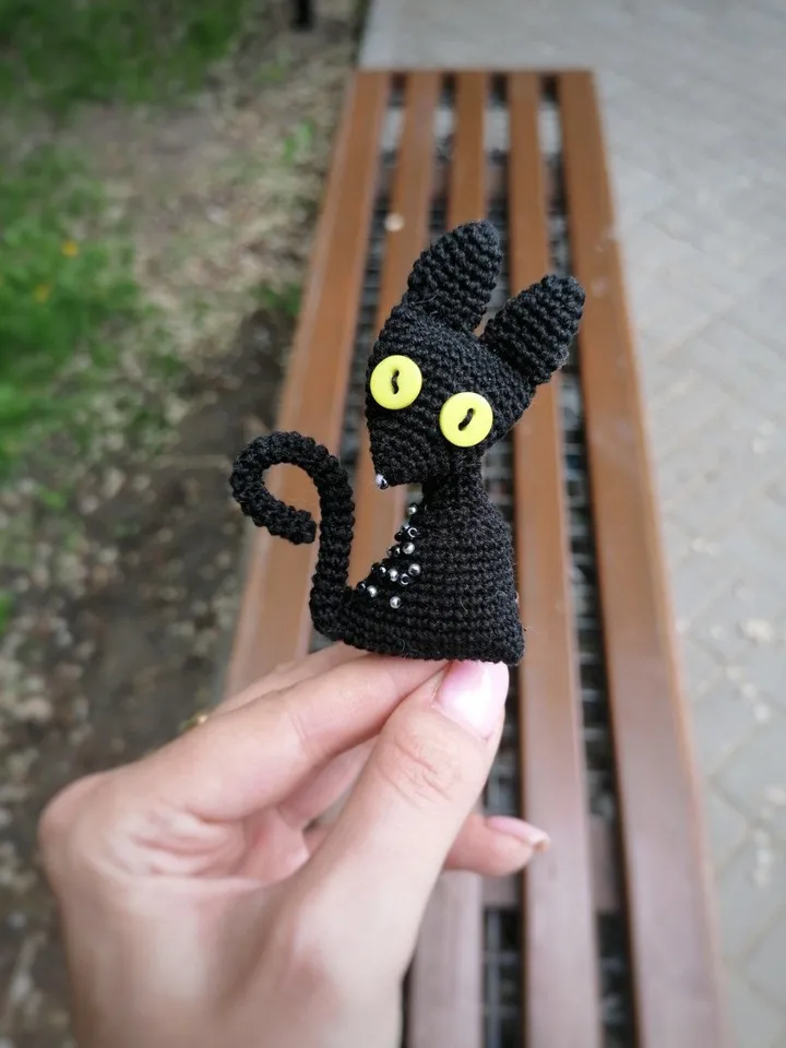 PDF Crochet Brooch Pattern Black Cat, Amigurumi Cat Pin, Cute Crochet Kitty, Animal Brooch Pattern, Handmade Cat Jewelry Crochet Animal Gift