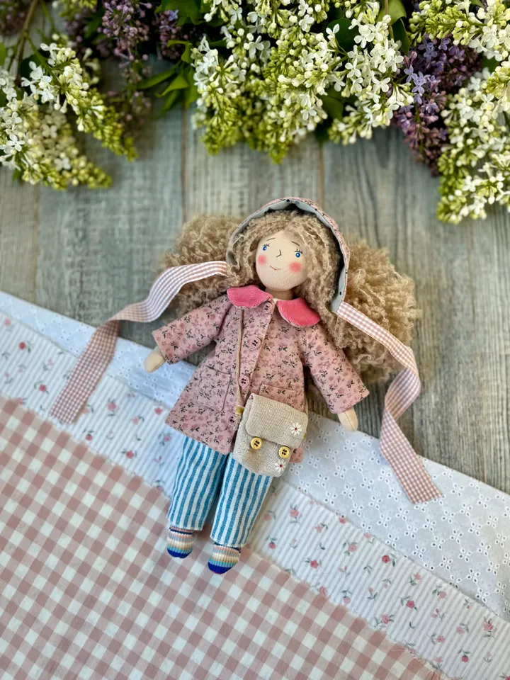 Patterns in PDF of clothes for a doll 31 (12 inch) cm tall.