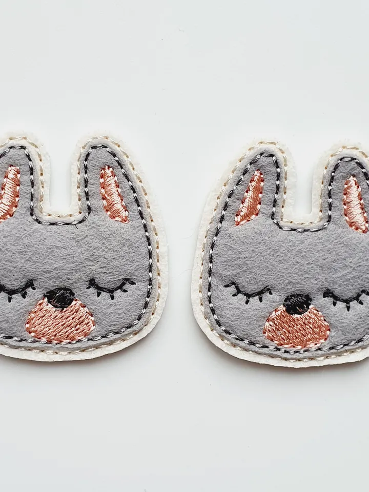 ITH Bunny Brooch Embroidery Design, Felt Rabbit Applique Pattern for Pin Making, 4x4 Hoop DIY Felties File