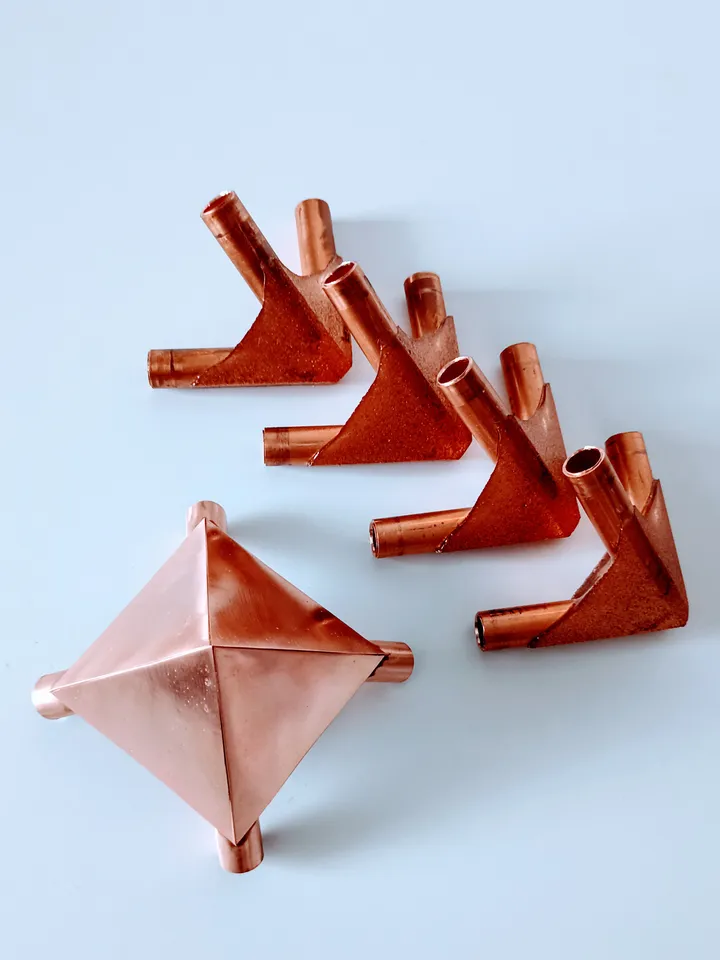 Set of copper connectors for the pyramid of healing and meditation. For pipes with an outer diameter of 3/8 inch