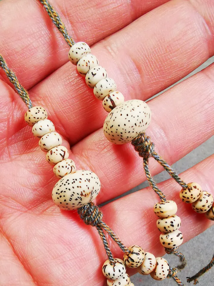Gandhanra Handmade Tibetan Buddhist Mala Counters,Prayer Bead Counters,Made of Natural Lotus Seed Bodhi Beads
