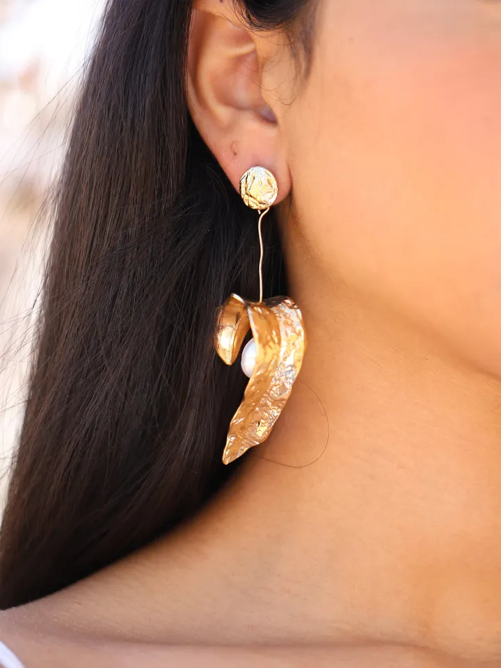 Gold Boho Wedding Earrings, Pearl Bridal Earrings, Vintage Chandelier Wedding Earrings, Statement Bridal Jewelry, Statement Wedding Earrings