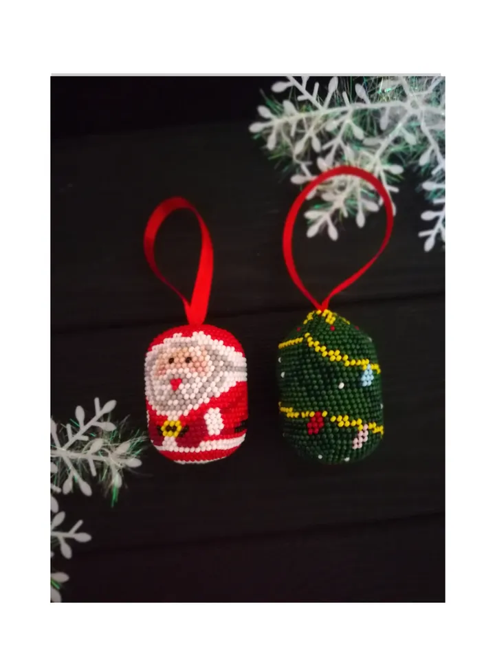 Christmas Balls Set 2 balls , Santa figurine , Santa Claus with christmas tree