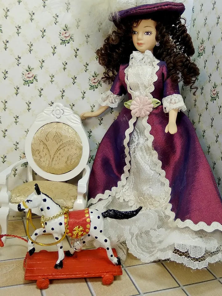Horse on a cart. Dollhouse toy.1:12 scale.