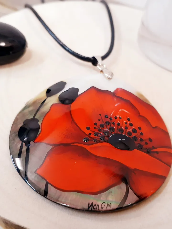 Nice pendant mother-of-pearl"Big red flower", miniature hand-painted, Russian jewelry, Hand paint necklace.miniature hand painted, gift