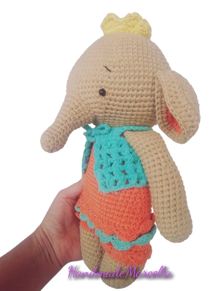 Eva the Elephant β 28 cm Crochet Amigurumi β Soft Organic Cotton Baby Toy β Handmade Elephant Plush β Baby Shower Gift β Cuddly Doll