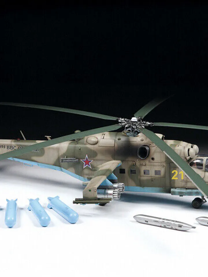 Original Zvezda 4812 Soviet Attack Helicopter MIL MI-24P Plastic Scale Model 1:48 NEW BOX