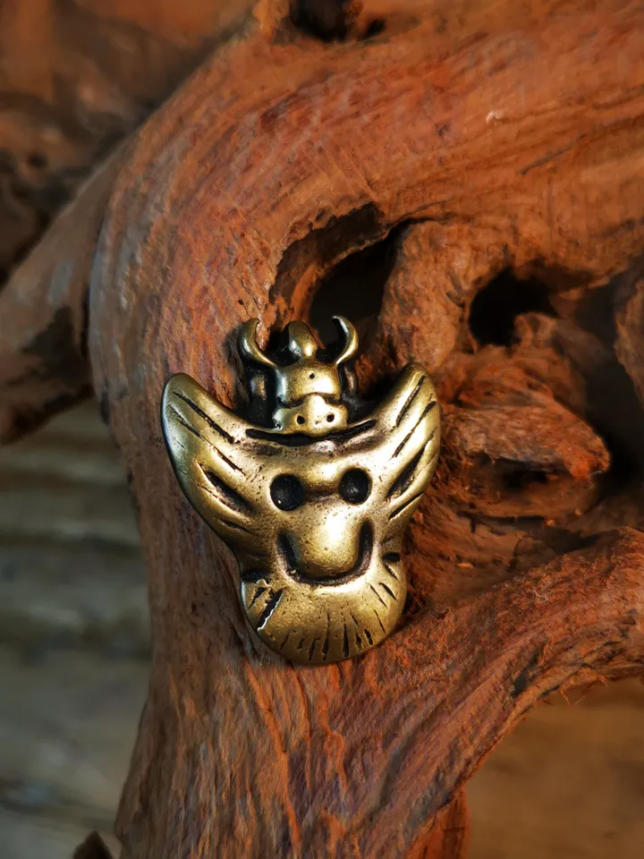 Gandhanra Handmade Tibetan Buddhist Amulet Garuda,Garula,Suparna,Golden-winged Bird Pendant,Made of Lima Brass,30 years old