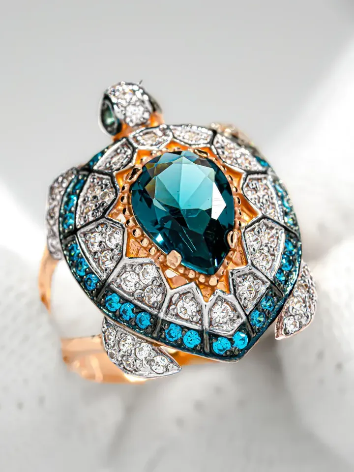 Ring Silver gold plated 925 assay value with topaz
