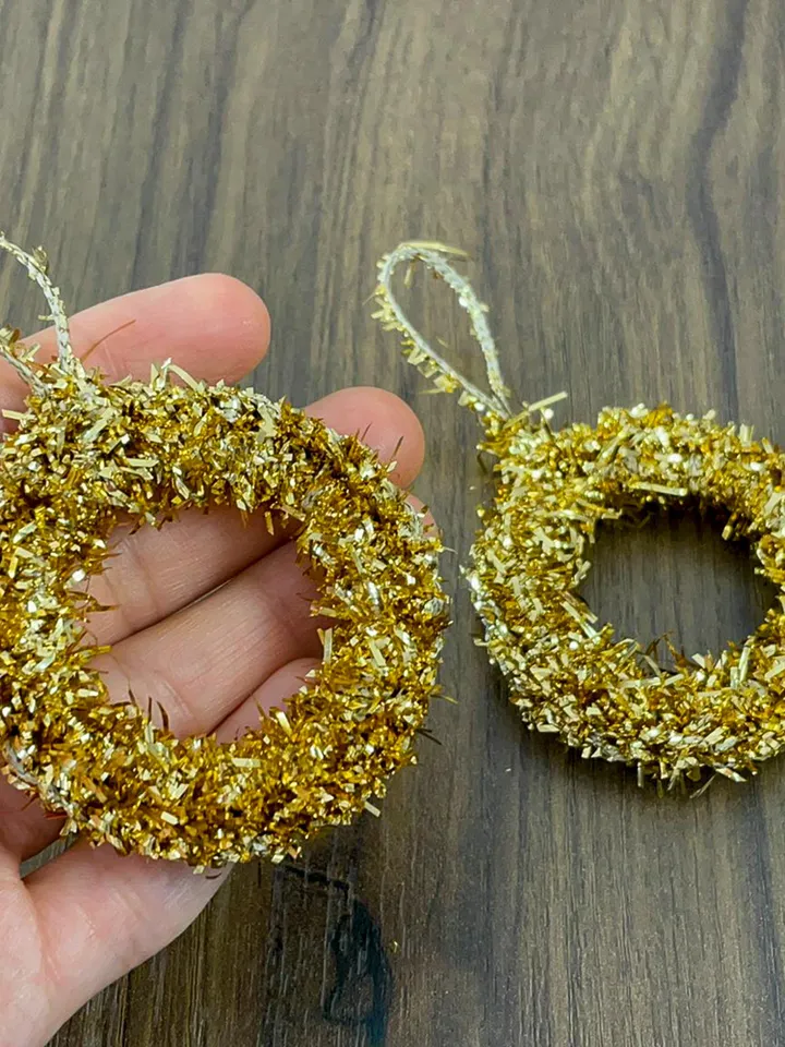 Gold Tinsel Wreath Crochet Pattern, DIY Festive Ornament PDF, Handmade Christmas Décor Tutorial, Beginner Holiday Craft Project
