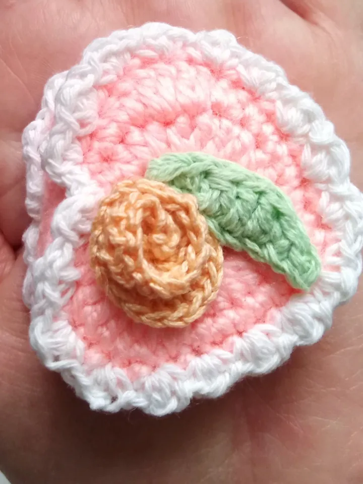 Tutorial: Crochet Brooch Hearts ,
Crochet Heart Pattern