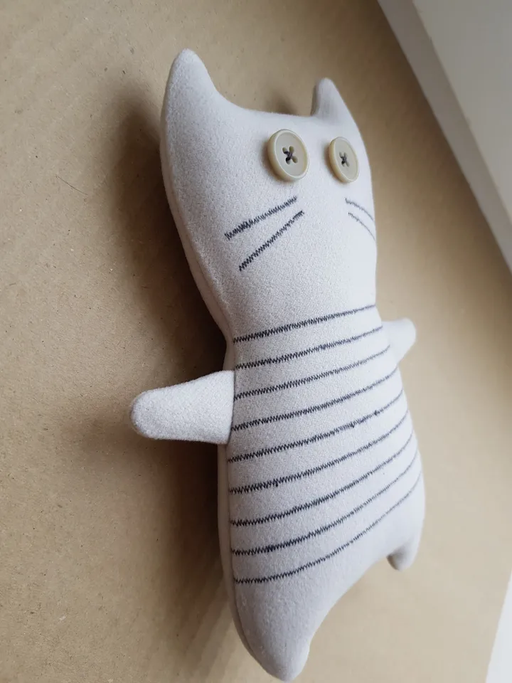 Cat sewing pattern PDF, digital tutorial in english, stuffed animal sewing diy