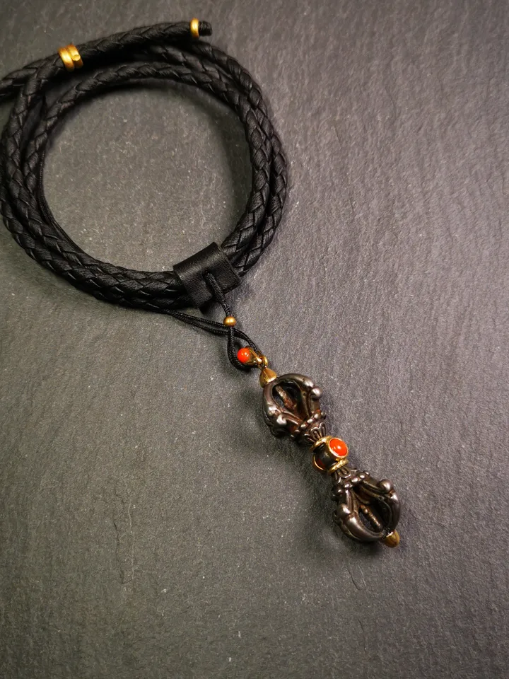 Gandhanra Tibetan Buddhist Amulet,Dorje Vajra Pendant, Made of Cold Iron,Inlaid with Agate,2.0&quot;