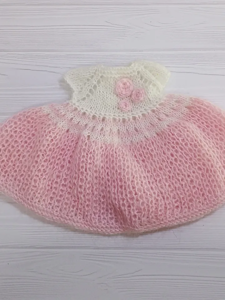 Outfit for a 16-inch doll.Pink