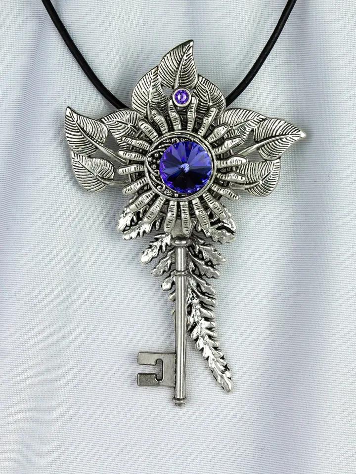 Handmade Key Pendant with Swarovski Crystals – Unique Leaf & Sunflower Design Necklace