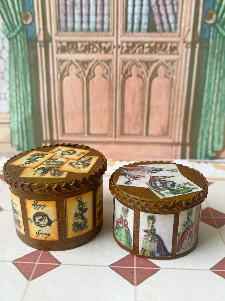 Boxes for doll house. Storage box. 1:12. Puppet miniature. Dollhouse accessories.