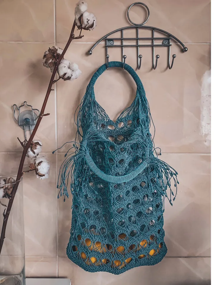 Crochet mesh bag with fringes, net avoska bag, market vegan bag, woven bag, eco friendly bag, macrame purse, zero waist