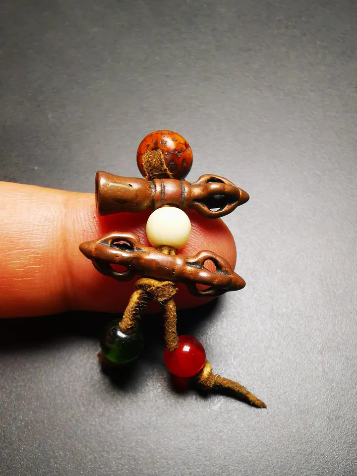 Gandhanra Antique Tibetan Amulet,Mini Vajra and Tibetan Bell Bead Pendant for Mala Prayer Beads, Trantic Buddhism Dharma,Made of Red Copper