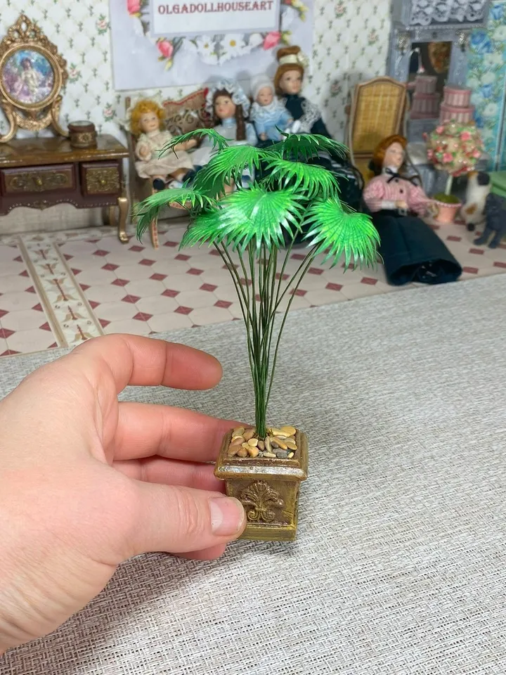 Palm tree for dollhouse. 1:12. Handmade. Dollhouse miniature. Plant for doll.
