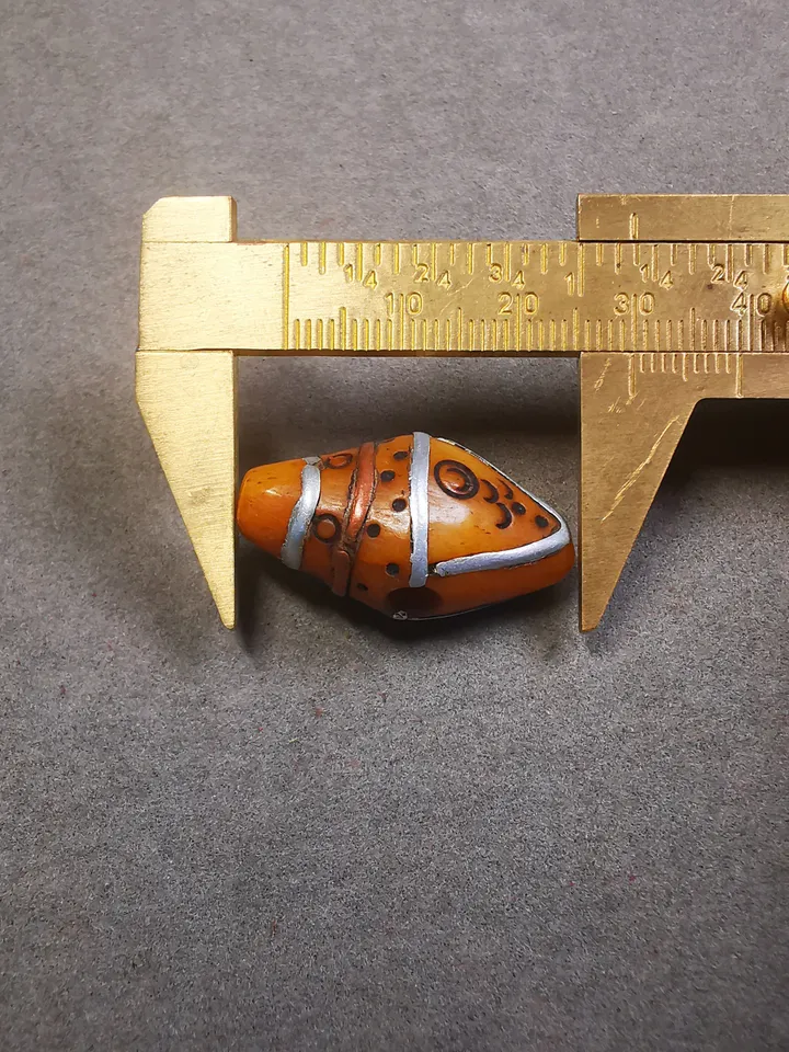 Gandhanra Bone Carved Tibetan Niang La Tsa Tsa Statue,Stupa Amulet,Pagoda Pendant
