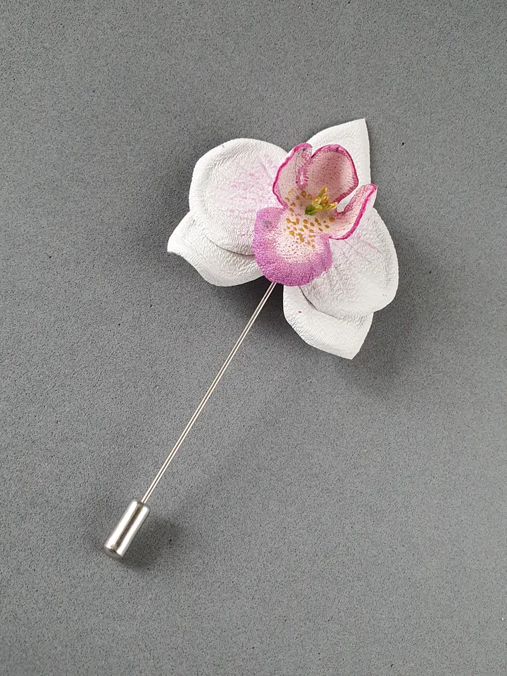 White orchid  men's lapel pin Leather boutonniere for him 3rd anniversary gift, art.55