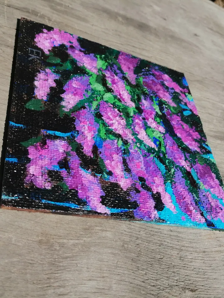 Lilac blooms