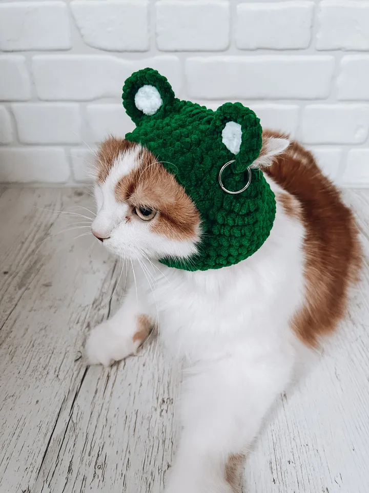 Balaclava with ears for cats and small dogs, winter hat for pets, face mask balaclava, Ski mask, plush hat frog, plush warm custom balaclava