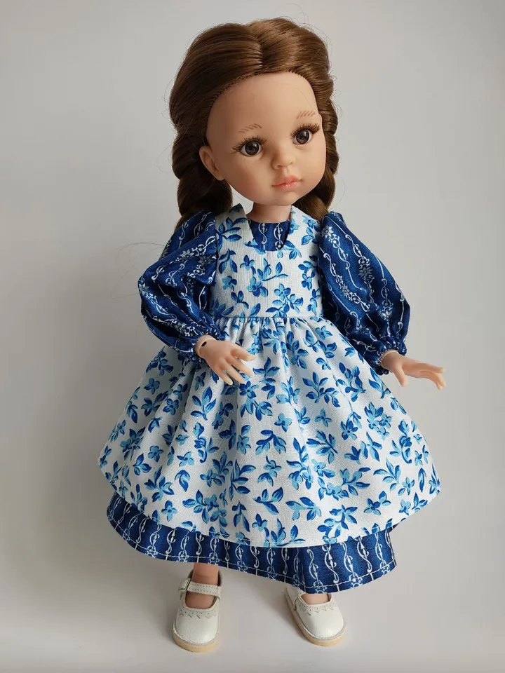 PDF sewing pattern for Paola Reina dolls.