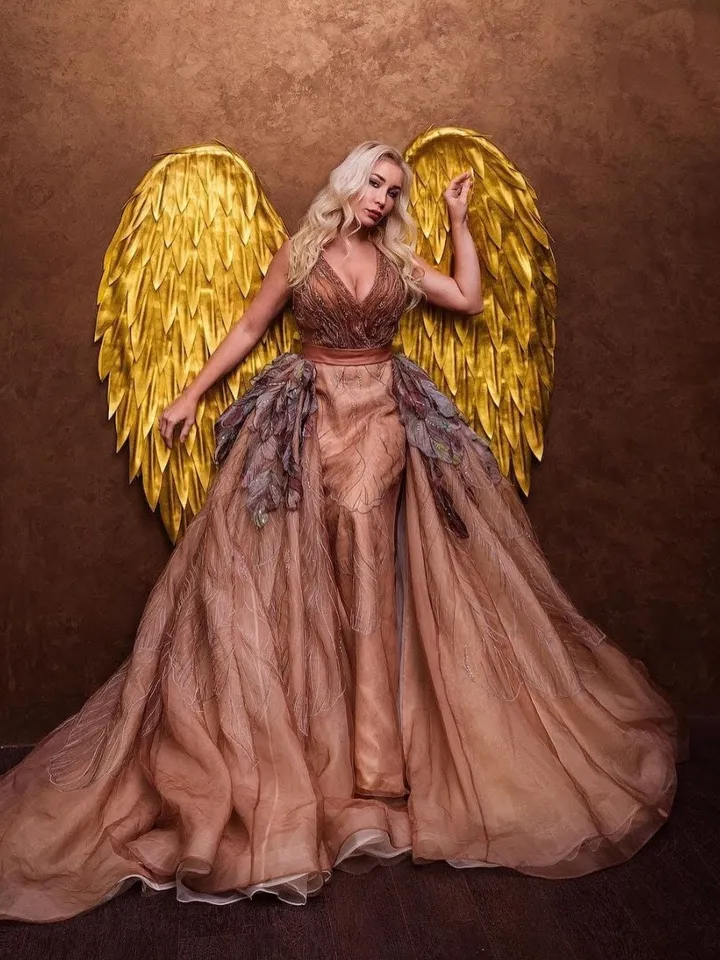 golden wings, angel wings, angel costume, golden angel, golden angel wings