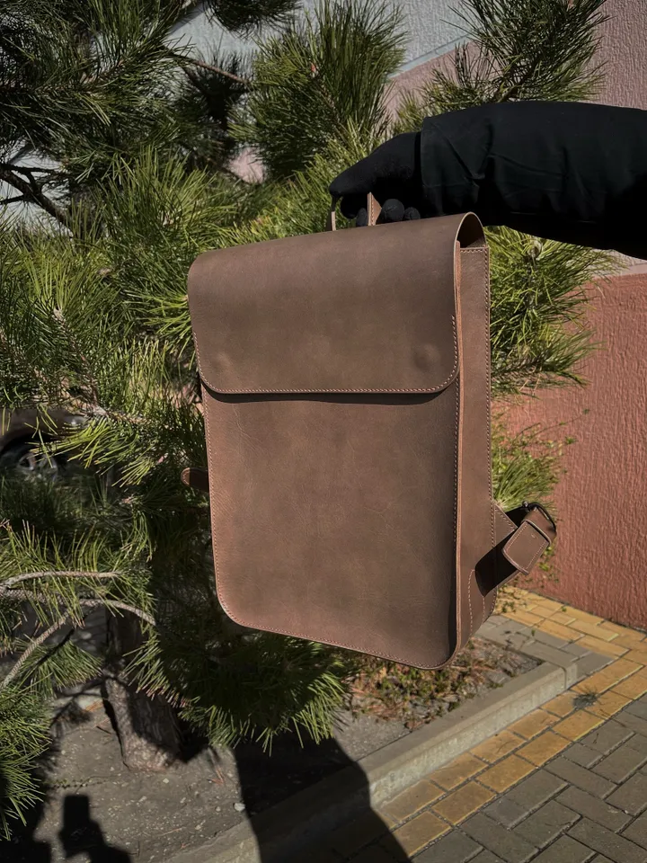 PDF pattern of a leather backpack in an enlarged size - pattern for a city backpack - Download PDF & video TUTORIAL