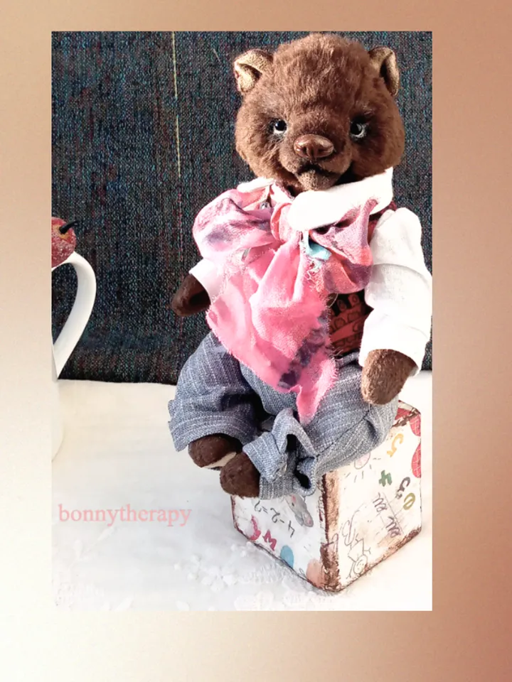 designer teddy bear 5,9 inches sitting, teddy bear handmade
