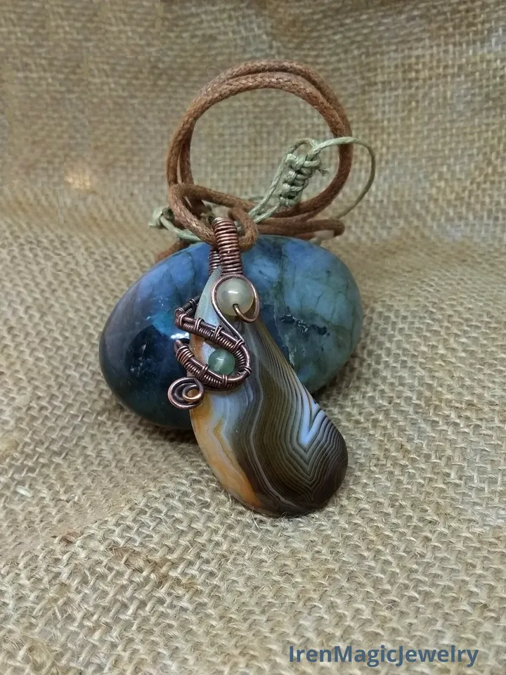 Pastel Agate Pendant in Soft Orange and Beige Tones