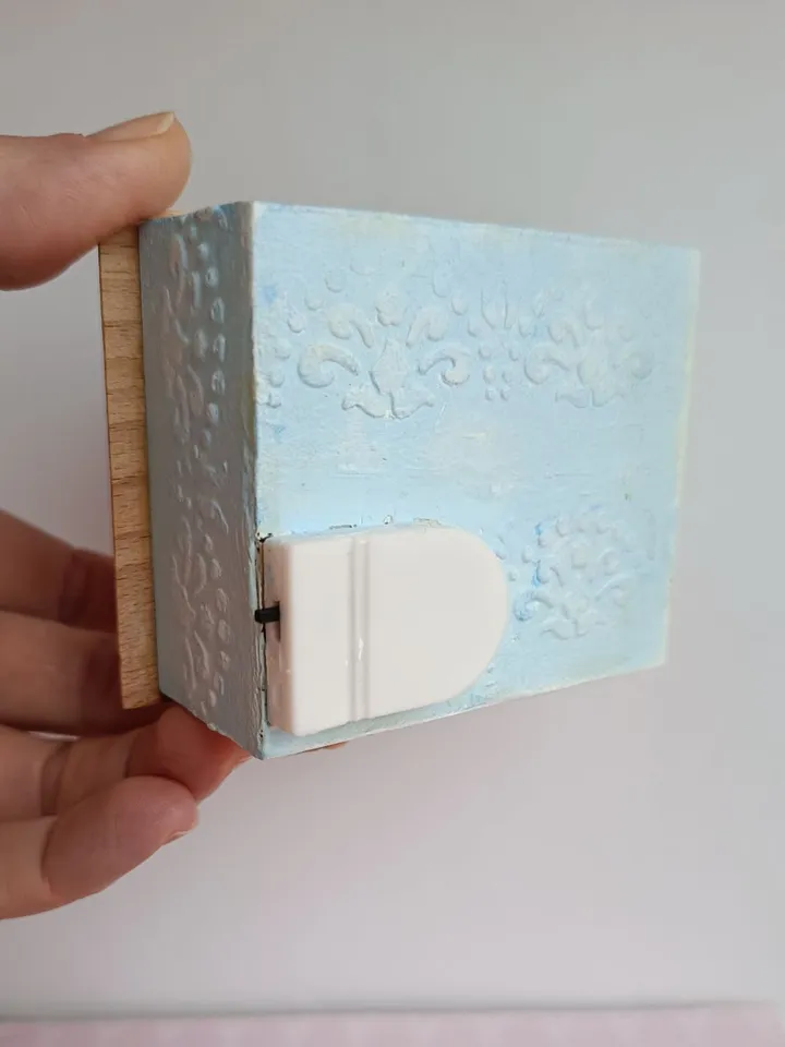 Roombox Miniature Dollhouse with Furniture 1/48 Blue Living Room