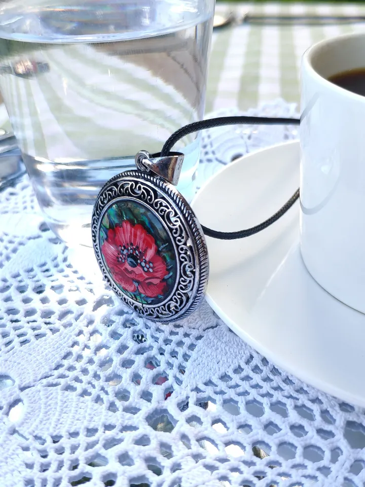 Pearl pendant necklace: Exquisite Red Poppy on Heliotis Pearl Pendant featuring an intricate openwork frame • Elegant red floral necklace