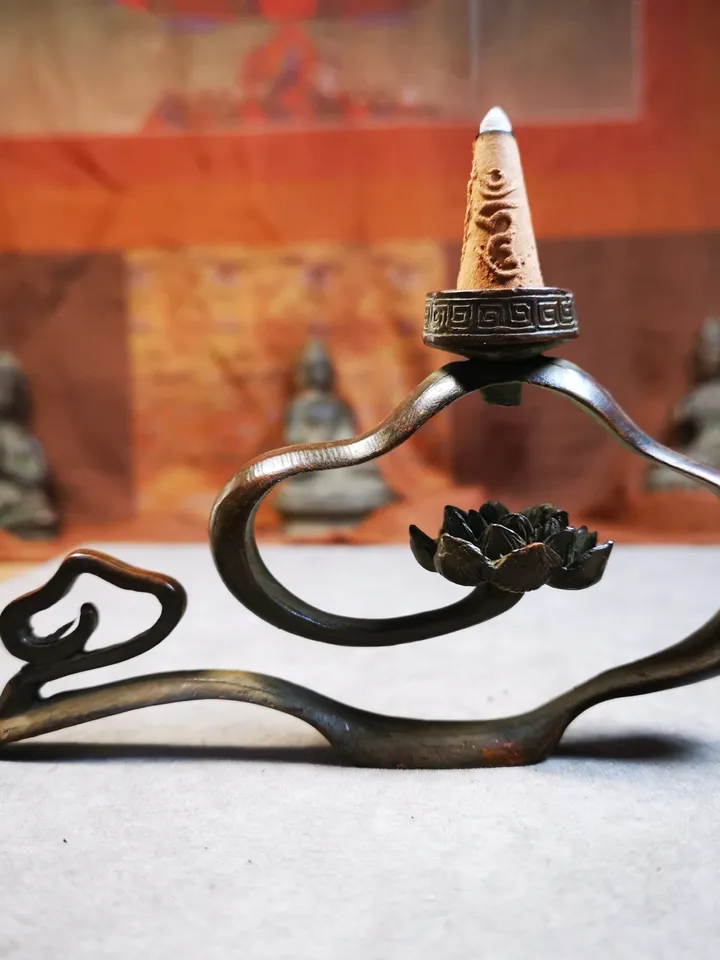 Gandhanra Handmade Cloud Shape Tibetan Cone Incense Burner,for Cone and Stick Incense