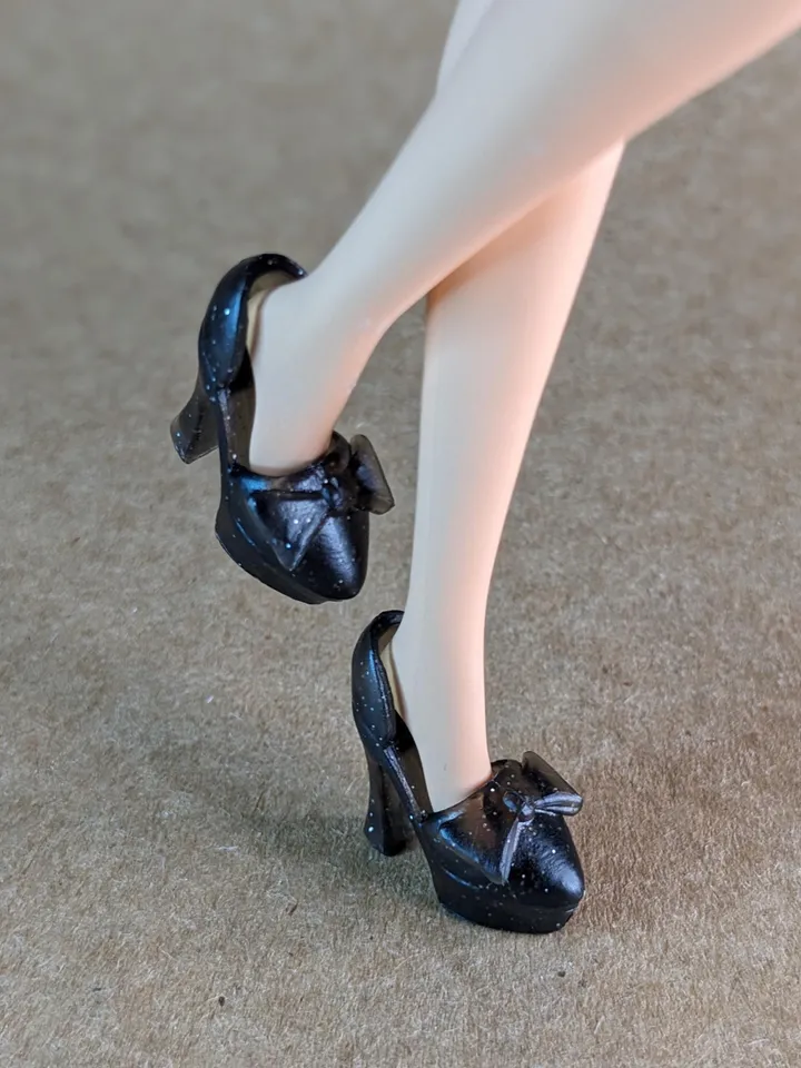 Gray High Heel Shoes for 1/6 scale female dolls