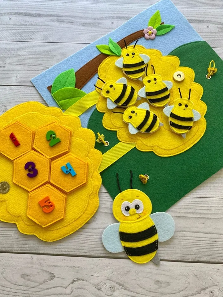 Insects Quiet book pattern PDF & Tutorial pages, Felt book pattern svg, Quiet book ideas, Sensory toys, Pdf felt sewing pattern for toddler