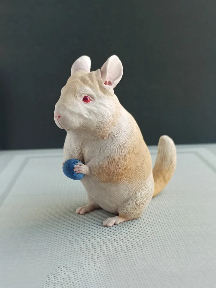 Custom memorial Chinchilla sculpture