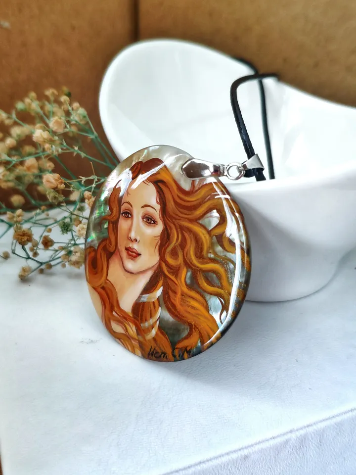 Pearl pendant necklace: Greek goddess on handmade jewelry • The Birth of Venus painted on aesthetic necklace • Elegant art on dainty pendant