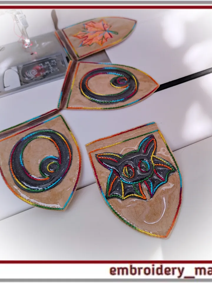 Set of In The Hoop designs pendants with ‘BOO’ maple leaf pumpkin bat embroidery Applique