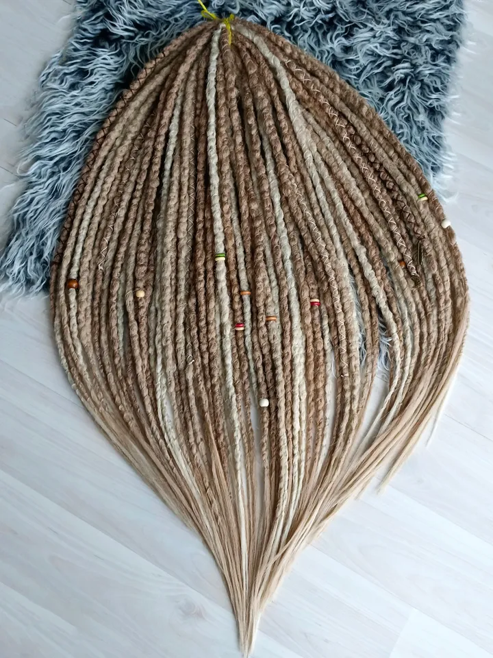 Honey blonde mix Synthetic Dreadlock extensions  Double or Single Ended dreads Natural look boho hairstyle Fake dreads Faux locs