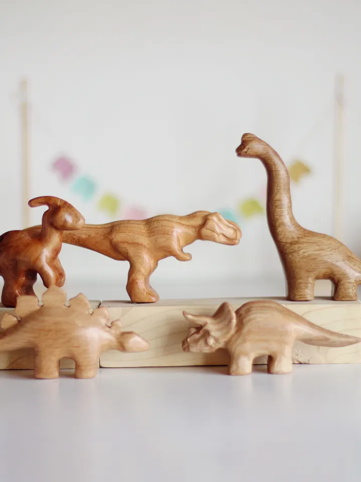 Wooden dinosaurss play set
