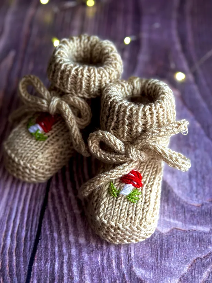 Mushroom Set of 3 PDF Knitting Patterns & Tutorials - Baby Cardigan, Hat and Booties - Beginner-Friendly - eng only