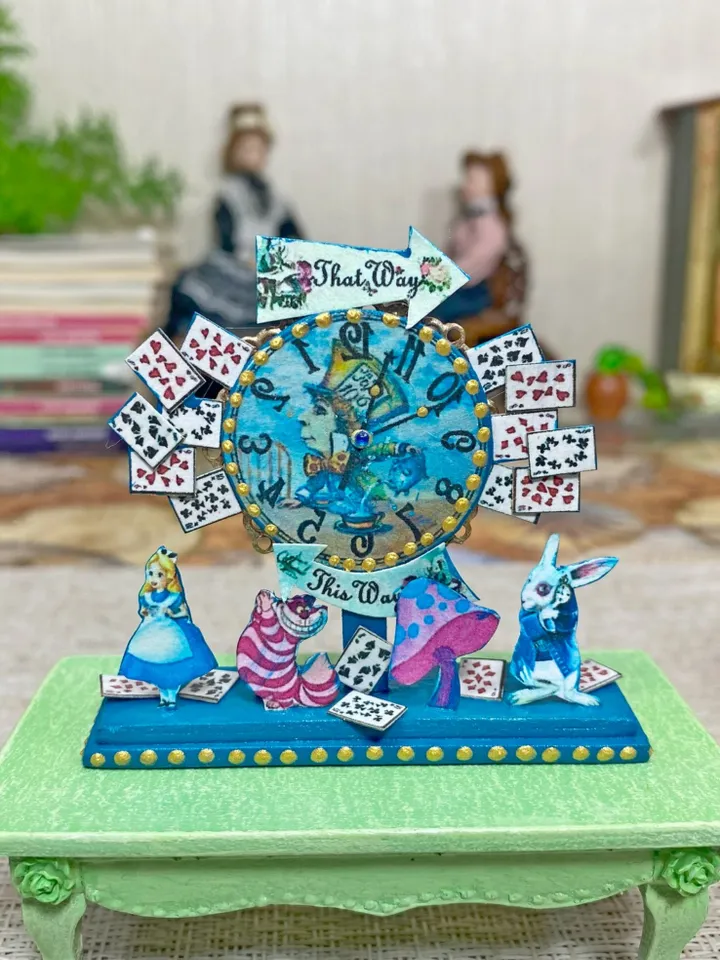 TUTORIAL. Imitation clock in the style of "Alice" for a dollhouse. 1:12.