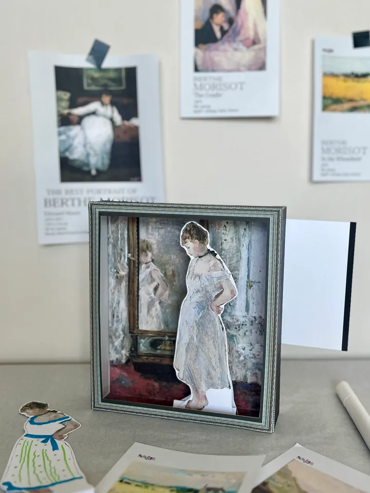 Set female impressionist artist.