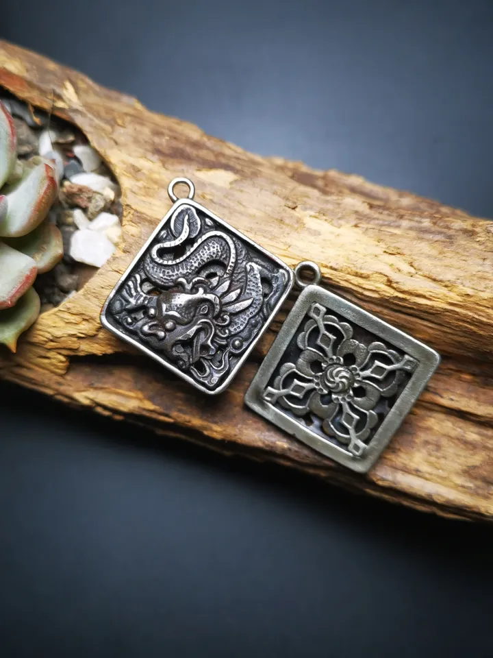 Gandhanra Antique Tibetan Buddhist Amulet,Dragon -the Four Dignities(Garuda,Tiger,Dragon,Lion),Protective Pendant,Inlaid with Sliver