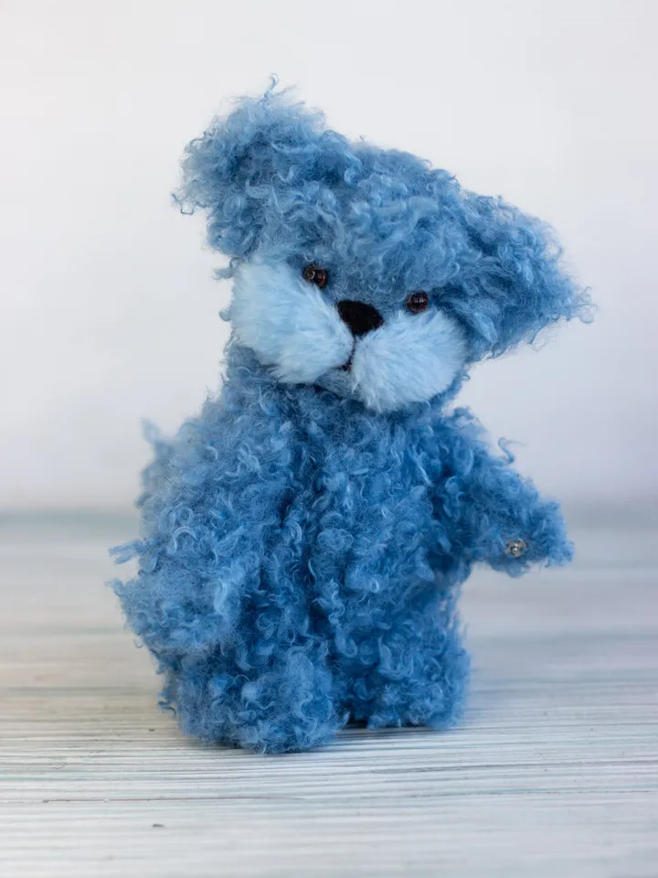 Rare Collectible Stuffed Animal Toy Cat - Limited Edition, Perfect for Collectors