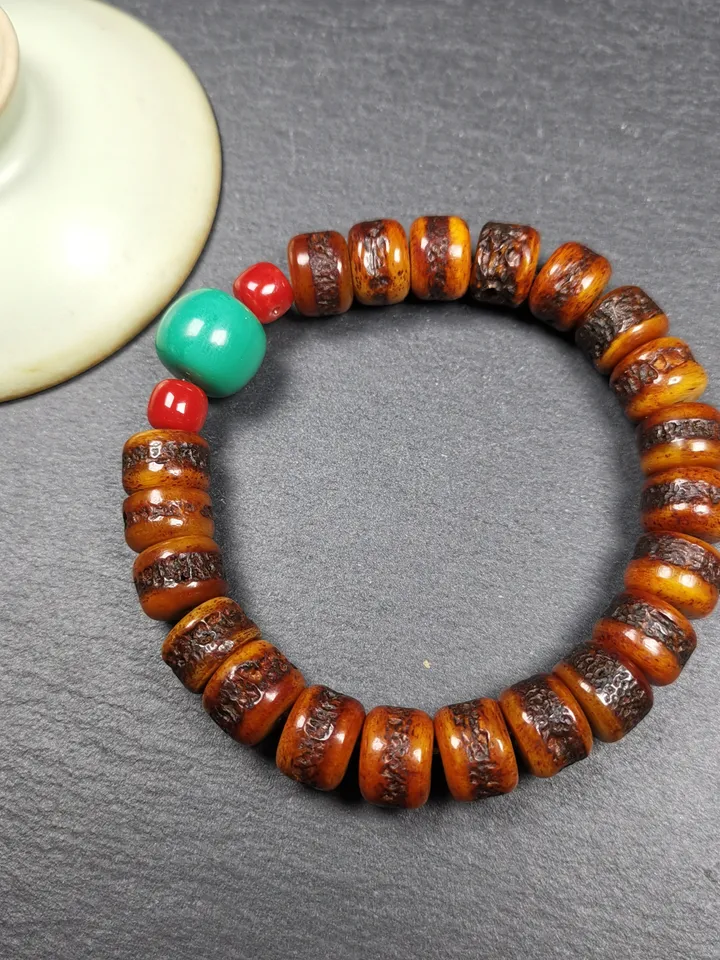 Gandhanra Handmade Tibetan Yak Bone Wrist Mala + Turquoise Bead Bracelet, Hand-carved Amulet Bracelet,for Meditation and Prayer