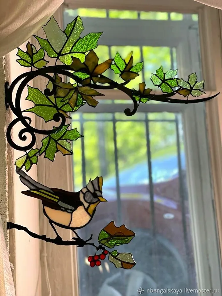 Tiffany Stained Glass: Maple Leaves on a Monogram, Tiffany Glass Art, Tiffany Stained Glass Artwork, Tiffany-Style Stained Glass: Maple Leaves,
Tiffany Stained Glass Artwork: Maple Leaf Motif, Maple Leaves Pattern, Tiffany Stained Glass: Maple Leaf Desig