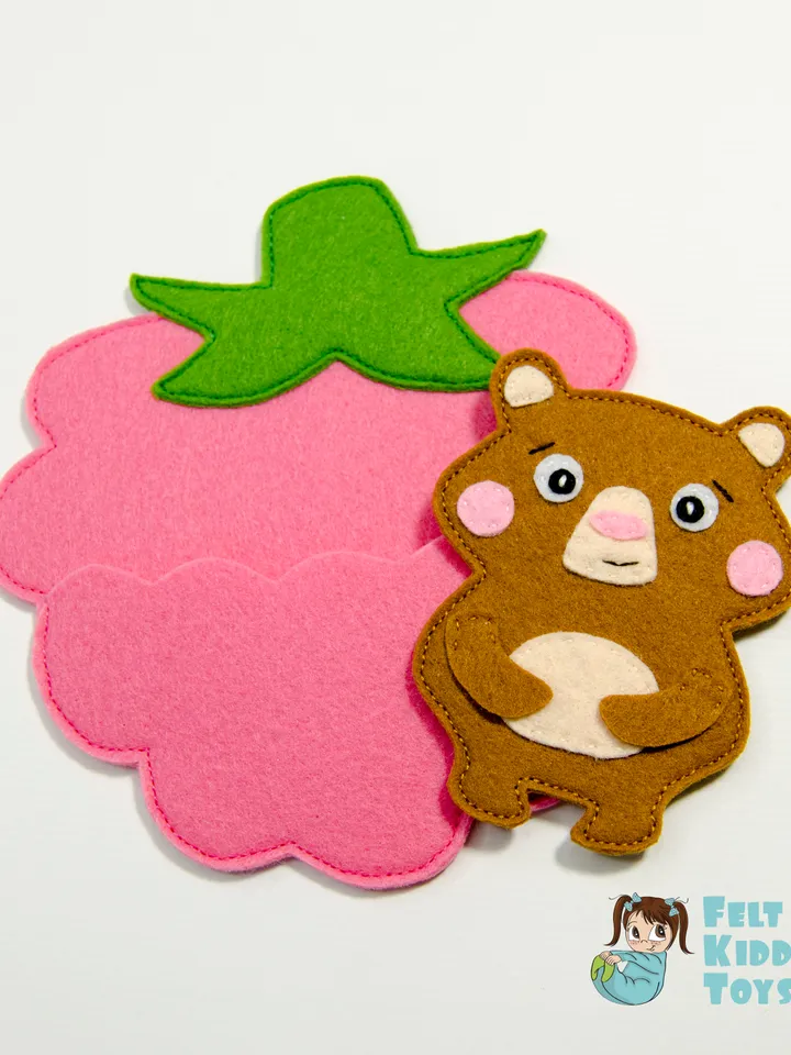 Bear in Raspberry, PDF Pattern and Tutorial, SVG files